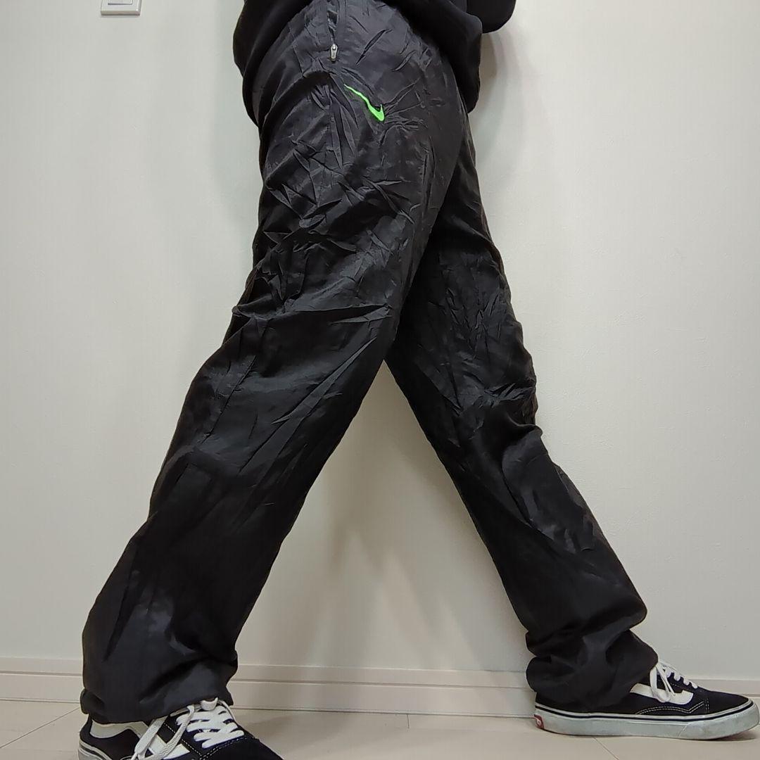 NIKE GOLFナイキゴルフ ジャージワイドパンツ 黒 ロゴ黄緑 NIKE GOLFナイキゴルフ ジャージワイドパンツ 黒 ロゴ黄緑
