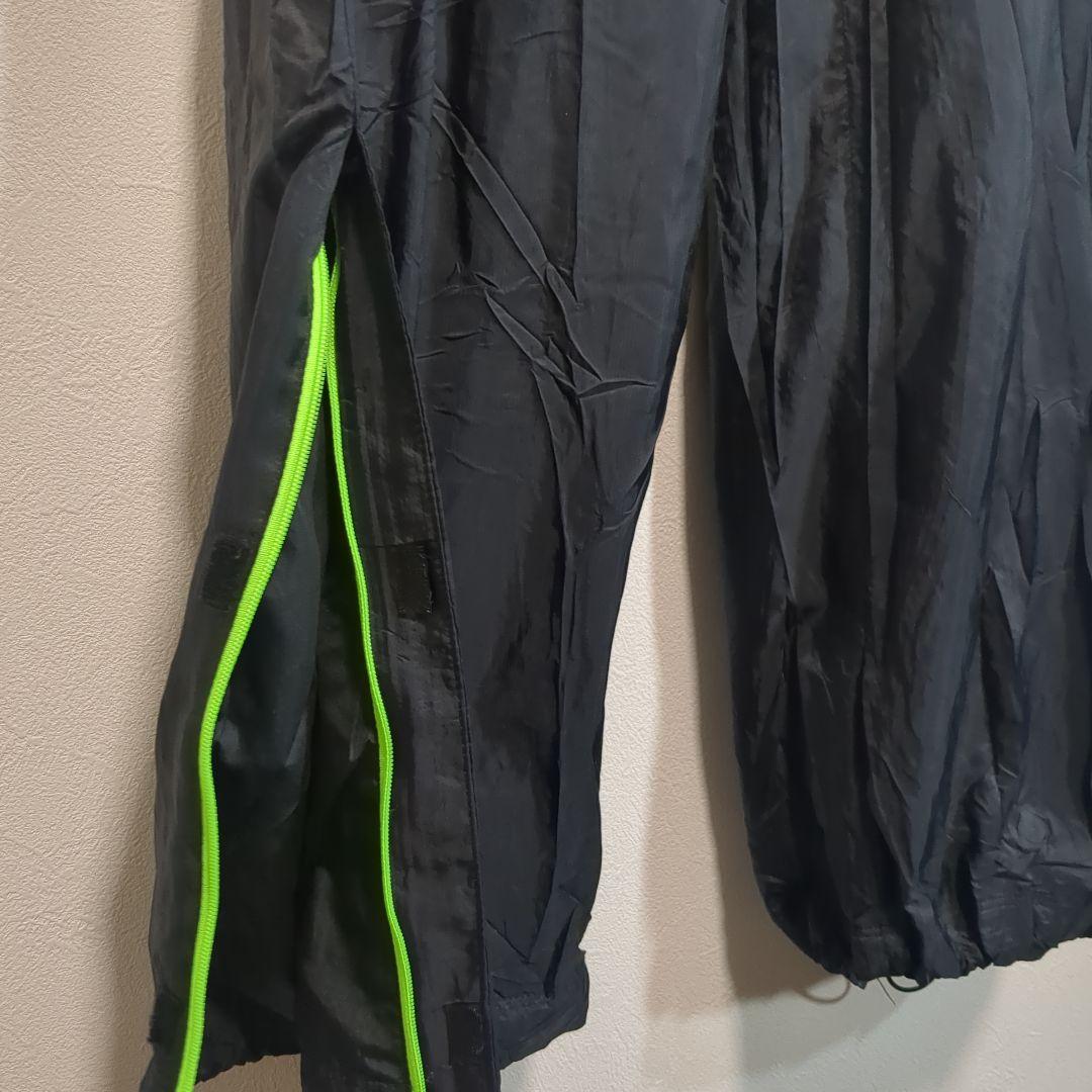 NIKE GOLFナイキゴルフ ジャージワイドパンツ 黒 ロゴ黄緑 NIKE GOLFナイキゴルフ ジャージワイドパンツ 黒 ロゴ黄緑