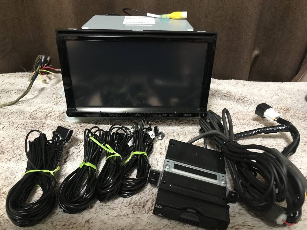トヨタ純正 DSZT-YC4T 9インチ CD DVDビデオ 地デジ フルセグ