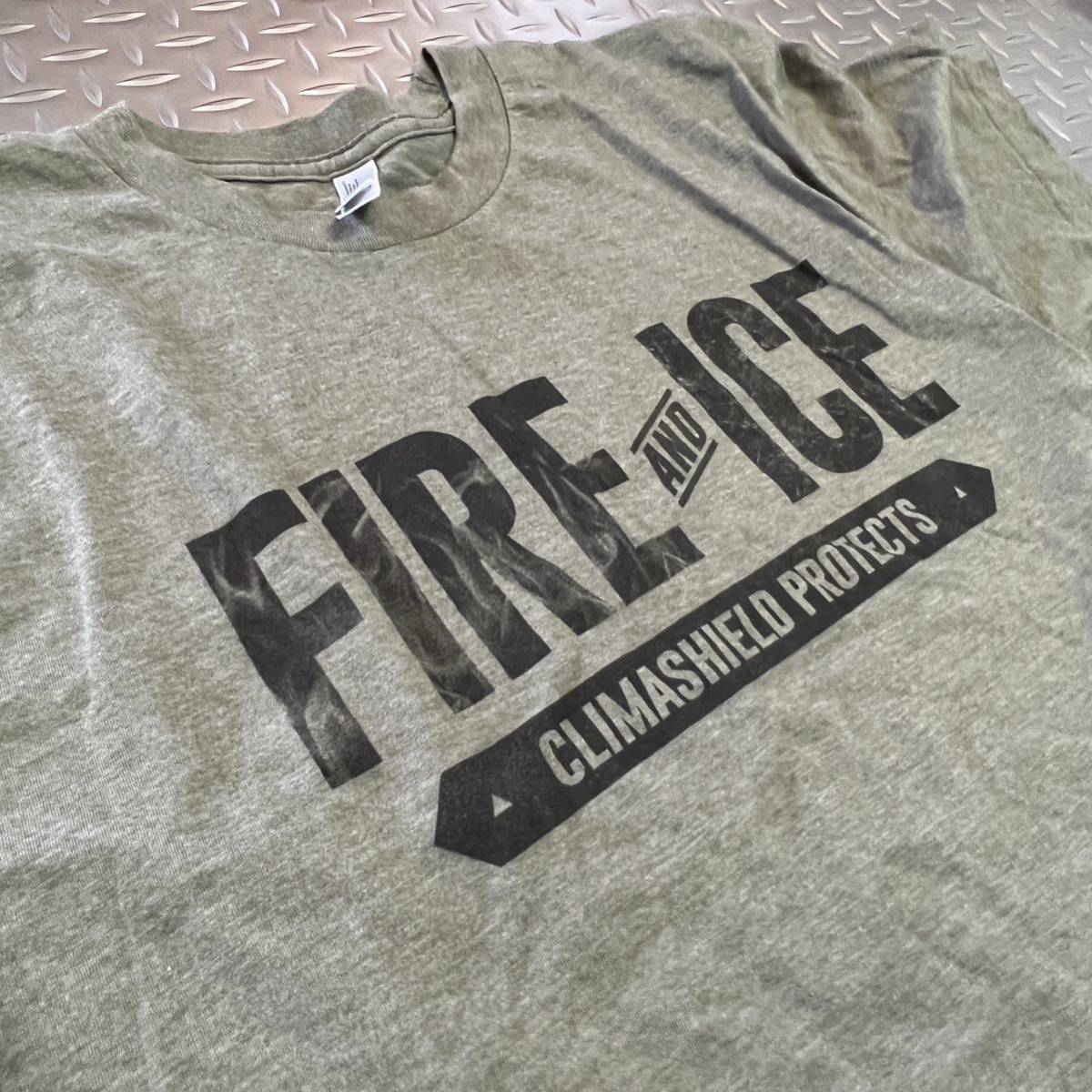 米軍放出品 沖縄　OD Tシャツ MEDIUM FREE-ICE ランニング　トレーニング　おしゃれ　(INV XY11)_画像2