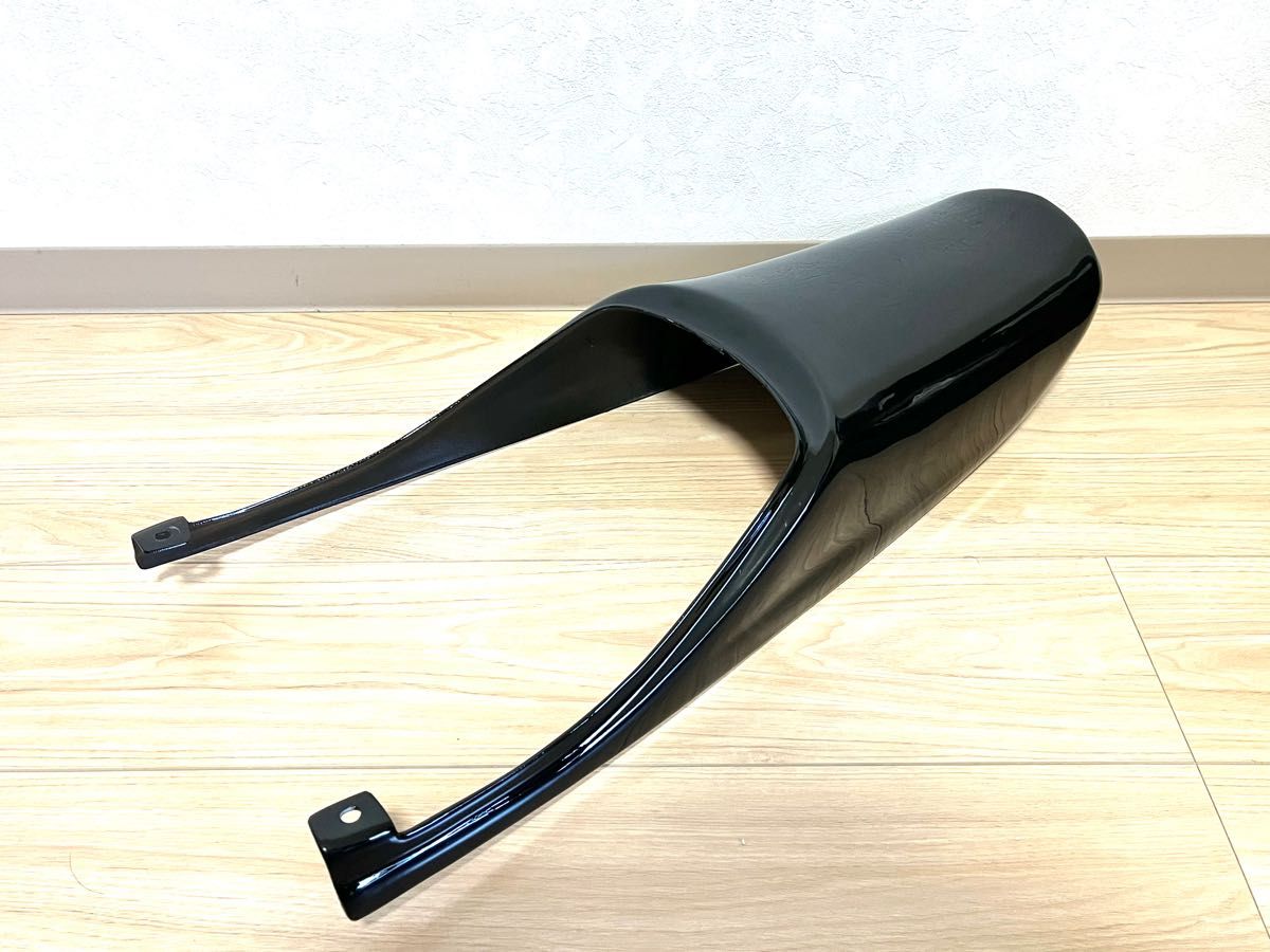ゼファー400用 Z2テールカウル ロングテール ツッパリテール ゼファー400用 Z2テールカウル ロングテール ツッパリテール