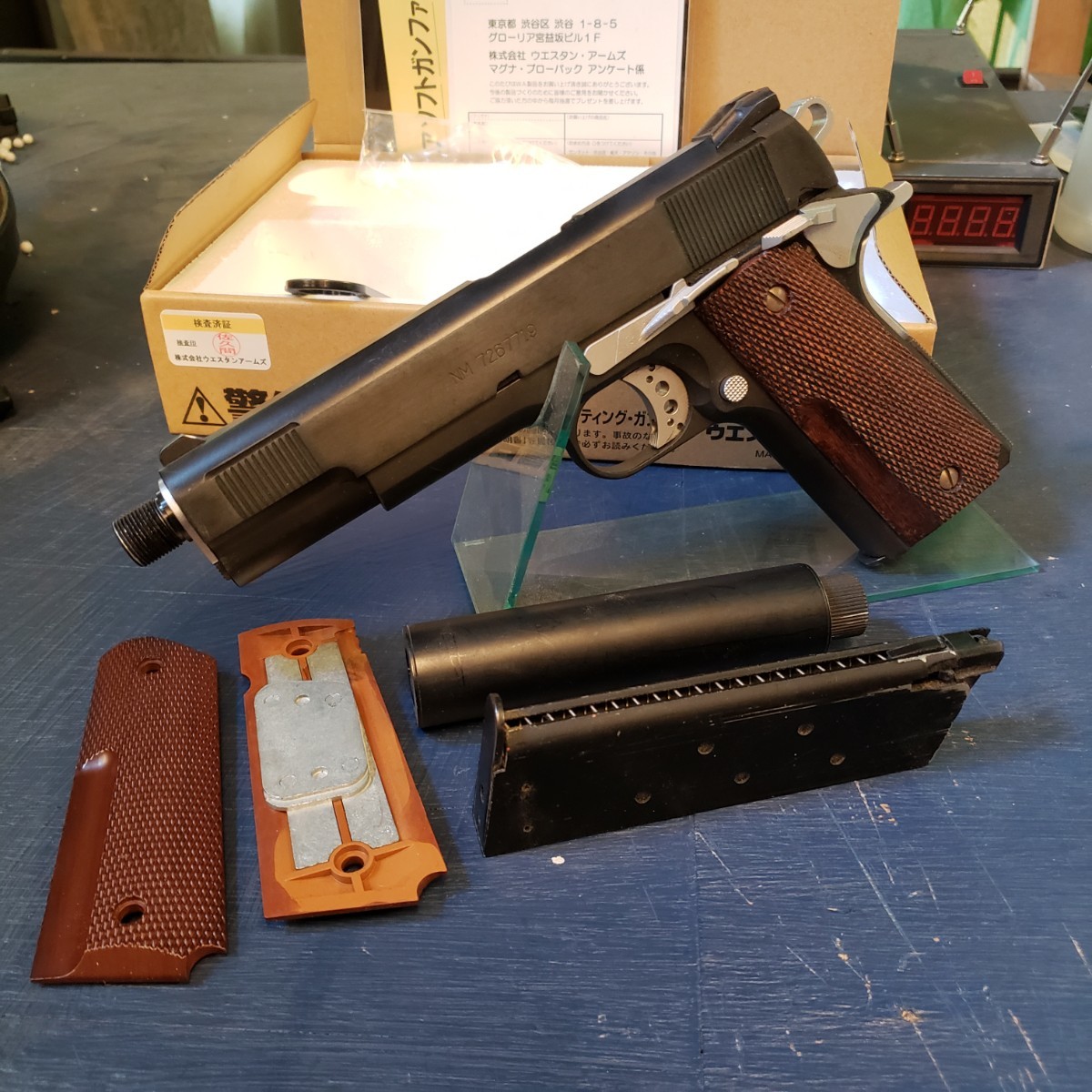 WA M1911スネークマッチカスタム 木製グリップ サイレンサー 予備