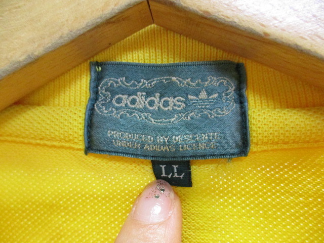 アディダス　90sヴィンテージ　トレフォイルポロシャツ　メンズLL XL　黄　イエローシャツ　三つ葉ロゴシャツ　半袖シャツ　04042_画像2