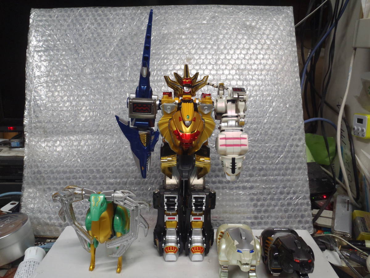 バンダイ 百獣戦隊ガオレンジャー DX超合金 ガオキング 他 品(百獣戦隊
