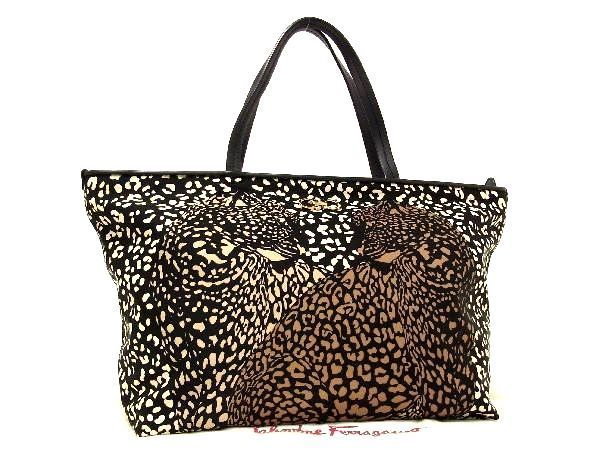 定番の中古商品 Ferragamo Salvatore □極美品□ フェラガモ AK3632