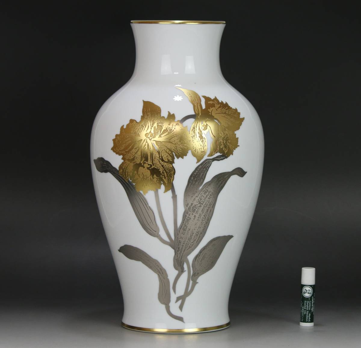 AZ-947 大倉陶園 金蝕 カトレア 花瓶 大型 35㎝ OKURA 金彩 花器 花生 花入 フラワーベース オークラ