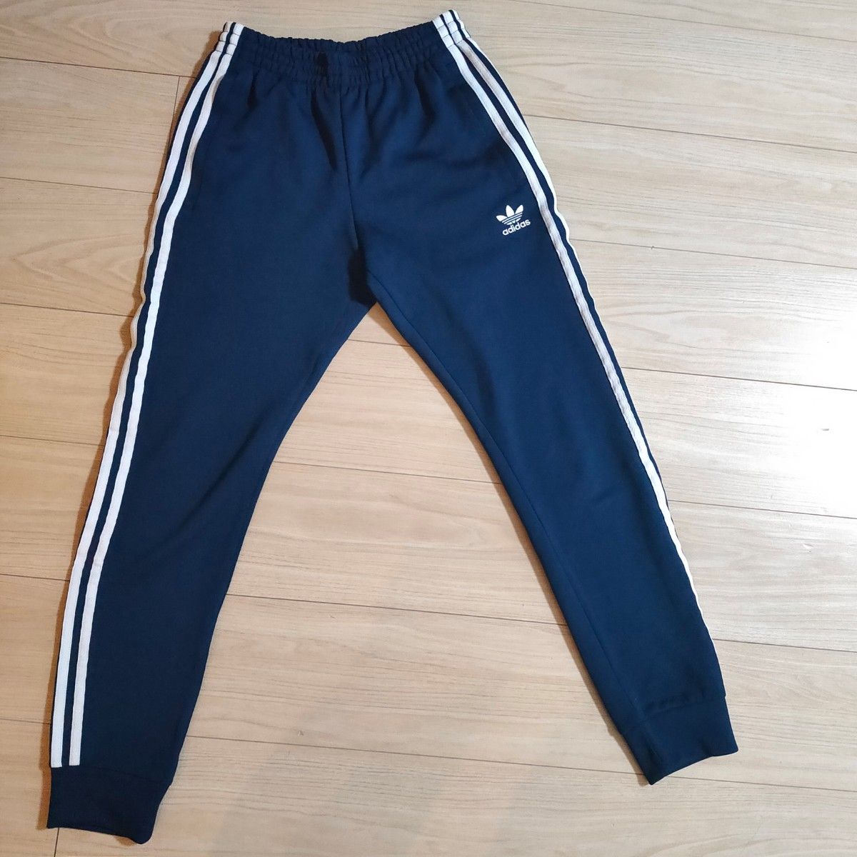 adidas 青 スーパースター トラックパンツ ジャージ 男性S アディダス