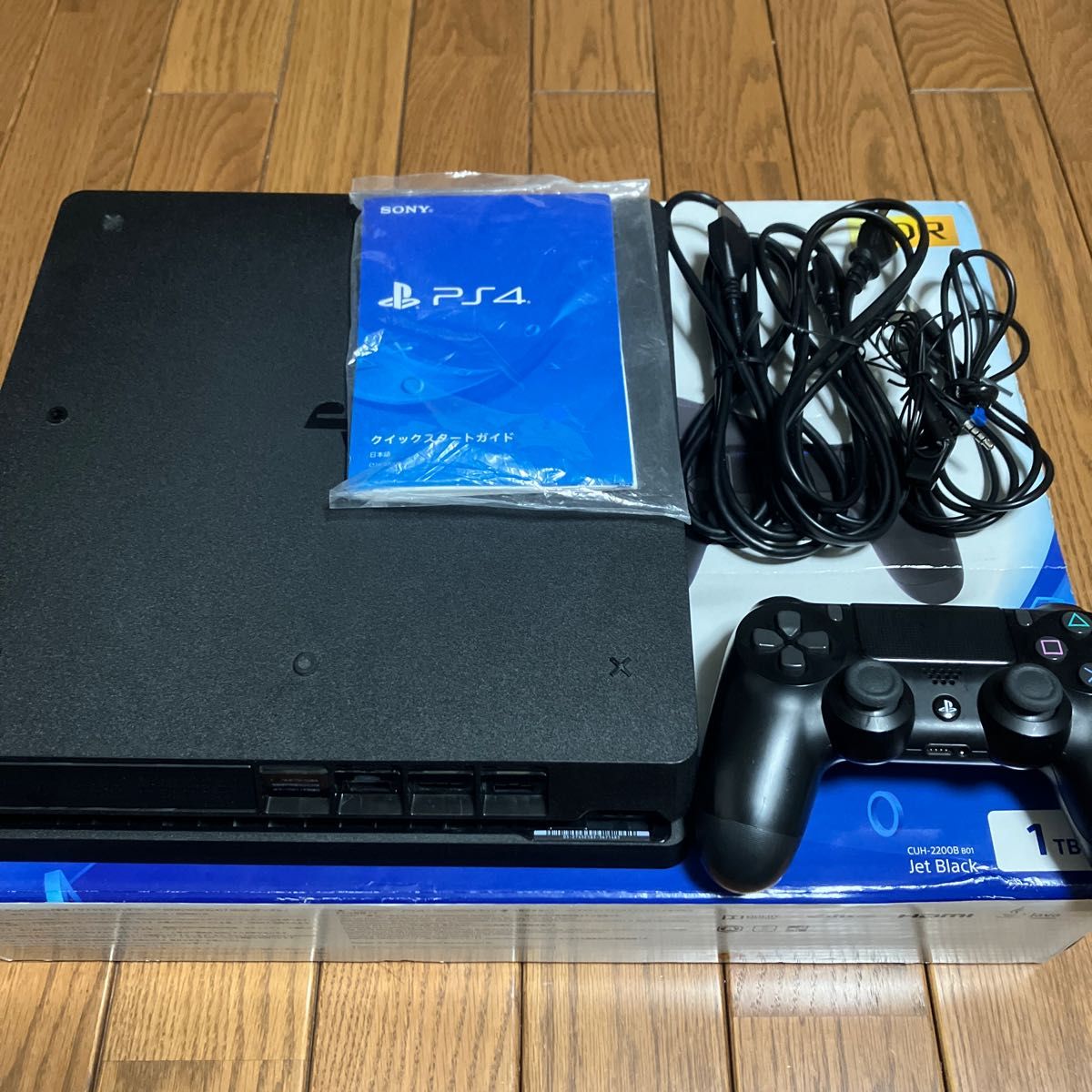 PS4本体 PlayStation4 CUH-2200BB01-