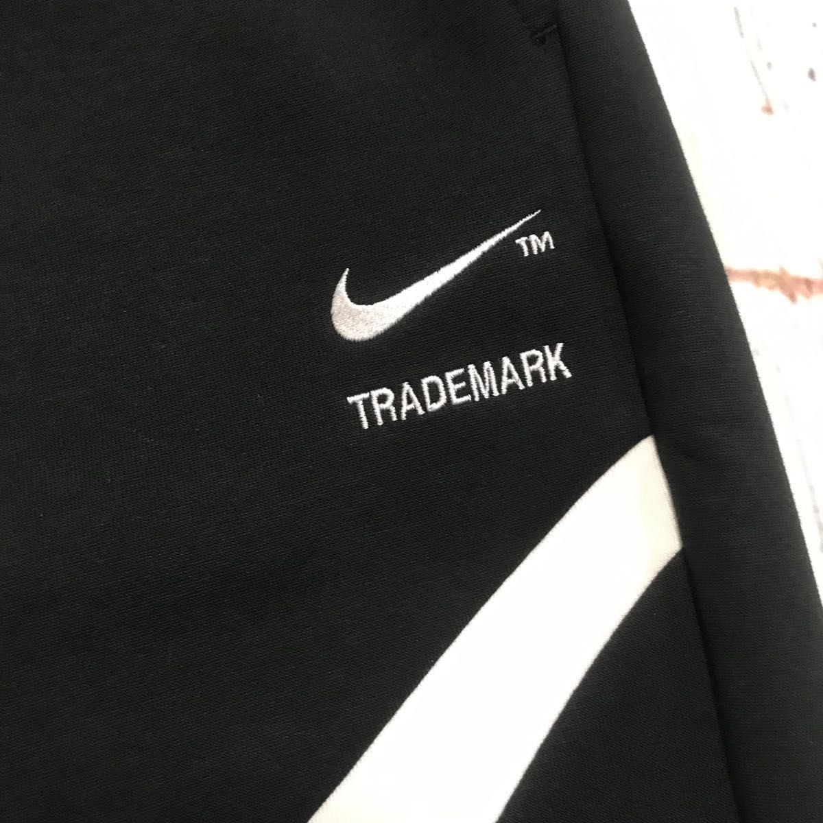 新品未使用品】NIKE ビッグスウォッシュテック フリース 新品未使用品】NIKE ビッグスウォッシュテック フリース