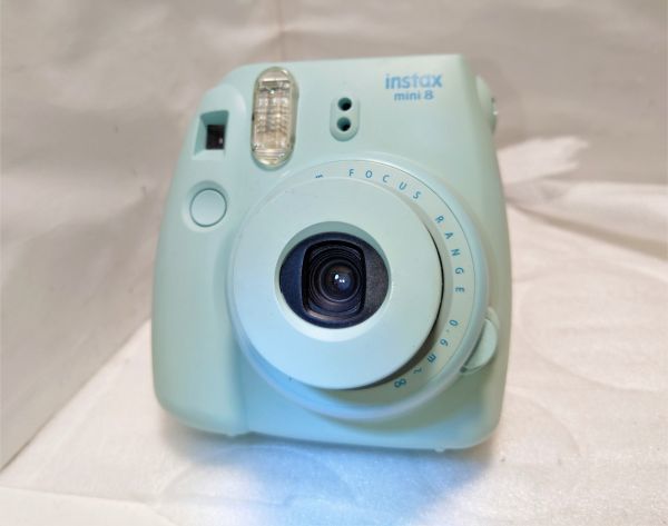 ☆快調!美品☆FUJIFILM instax mini 8 チェキ インスタントカメラ
