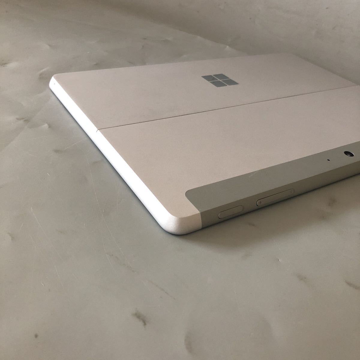 surface go 1824(SSD 128GB/メモリ 8GB) | www.jarussi.com.br