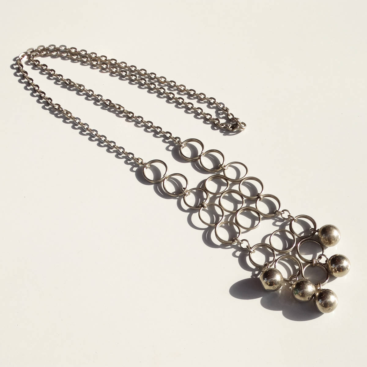 売れ筋がひ！ ☆80s Vintage necklace chain long craft wire color
