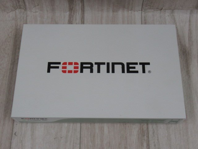 ▲Ω WA 11551♪ 保証有 Fortinet【FG-40C】FortiGate-40C UTM FW：v5.0 ライセンス期限切れ 領収書発行可能・祝10000取引突破!!_画像3