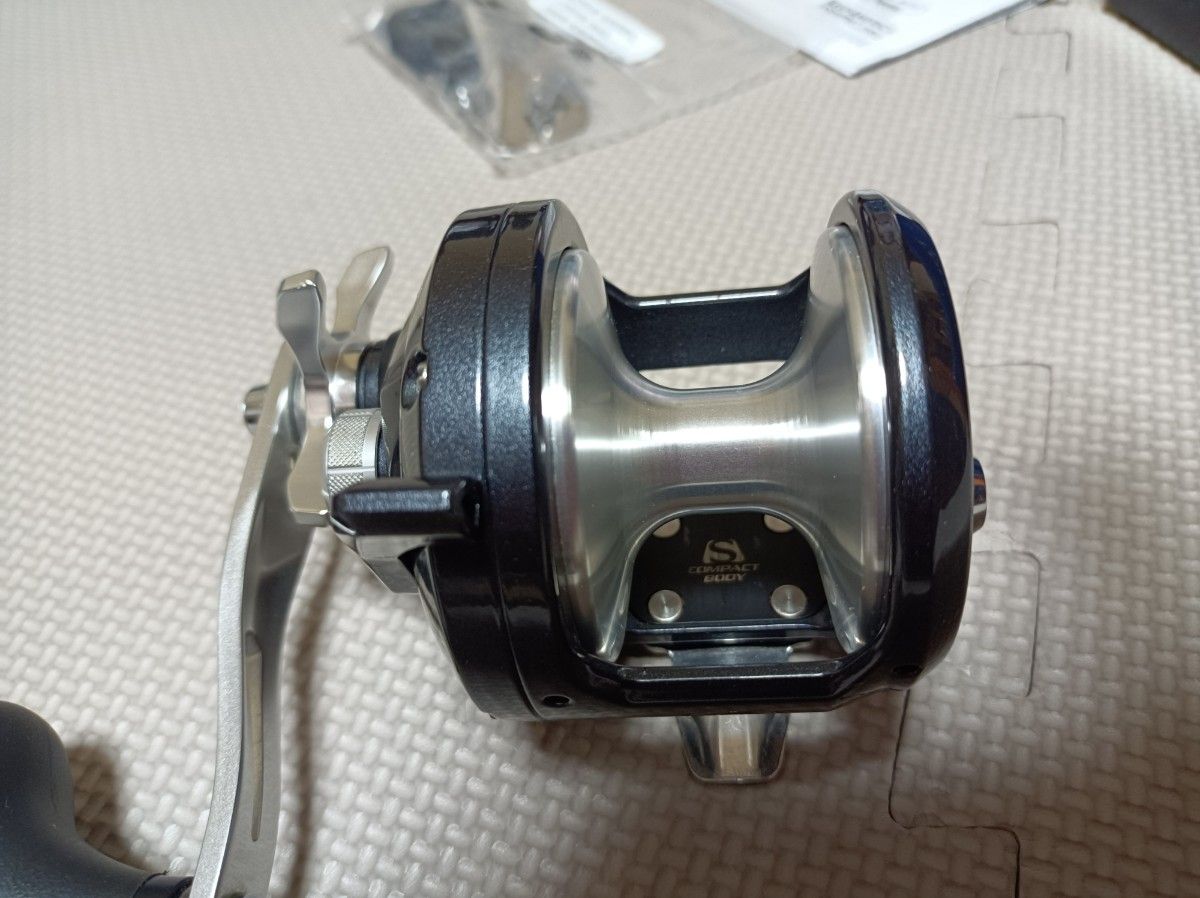 レア USシマノ トリウム 16HGAL 左巻き 3000番相当 US SHIMANO レア USシマノ トリウム 16HGAL 左巻き 3000番相当 US SHIMANO