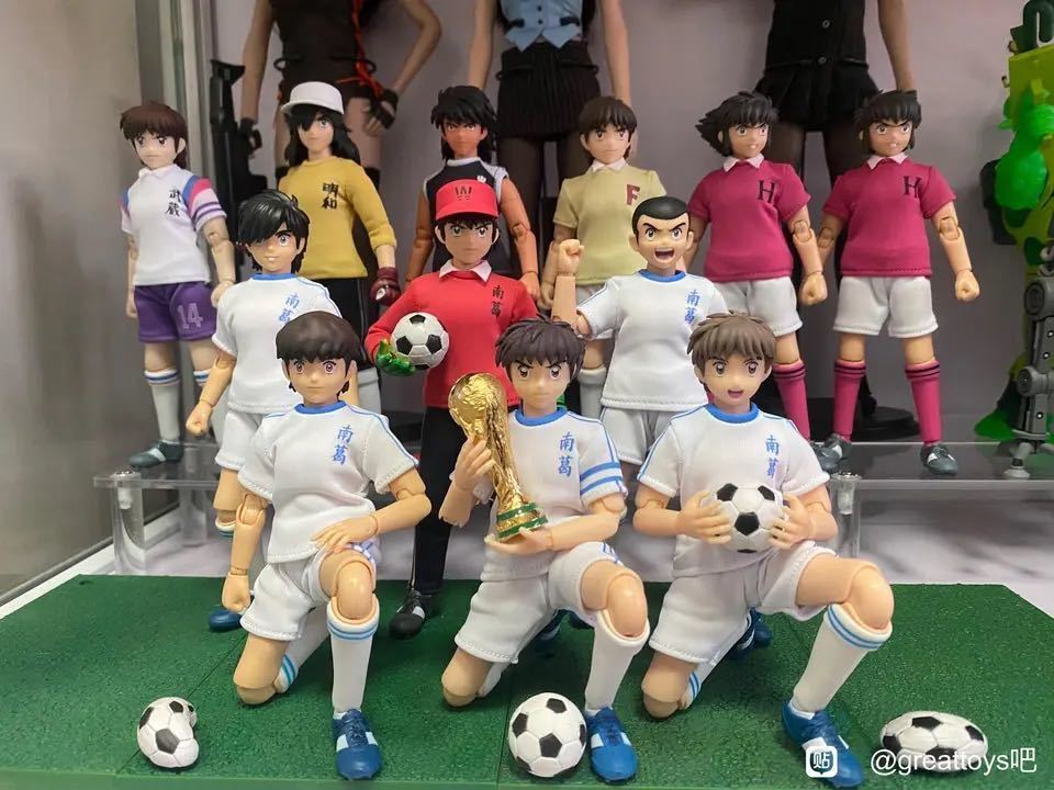国内即納 キャプテン翼 1/10 可動フィギュア 日向小次郎 東邦 国内即納 キャプテン翼 1/10 可動フィギュア 日向小次郎 東邦