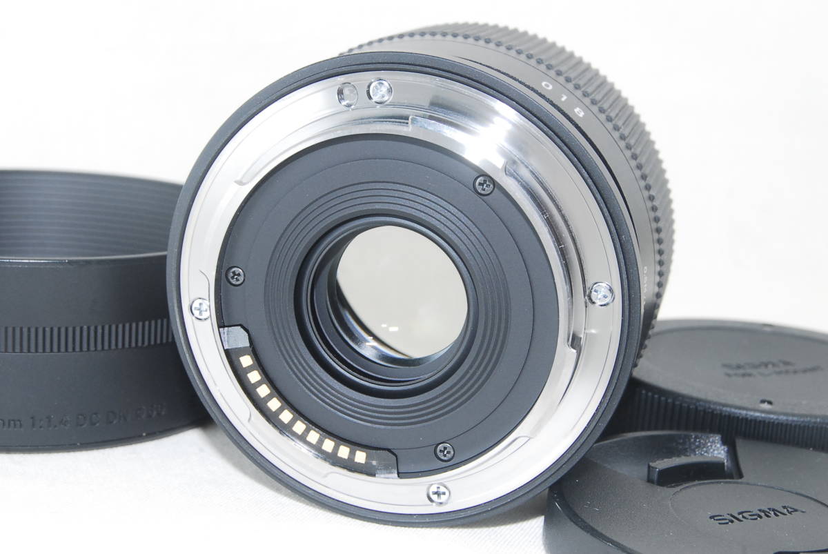 極美品 SIGMA シグマ C 56mm F1 4 DC DN TL Contemporary ライカ 極美品 SIGMA シグマ C 56mm F1 4 DC DN TL Contemporary ライカ
