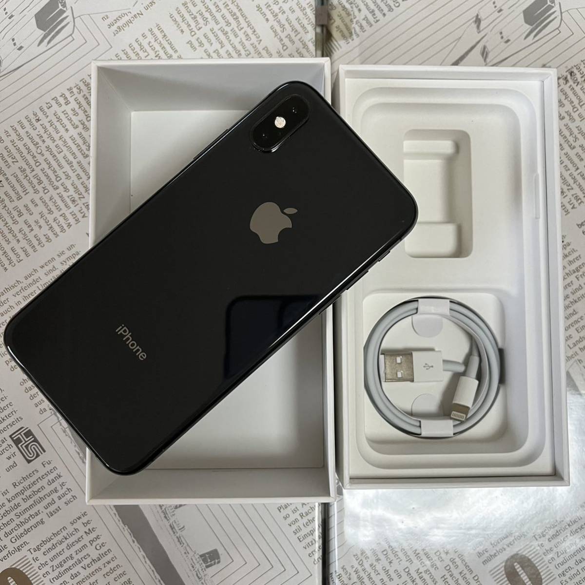 iPhone XS SIMフリー Apple 付属品 iPhone Xs black 64 GB sim free simフリー