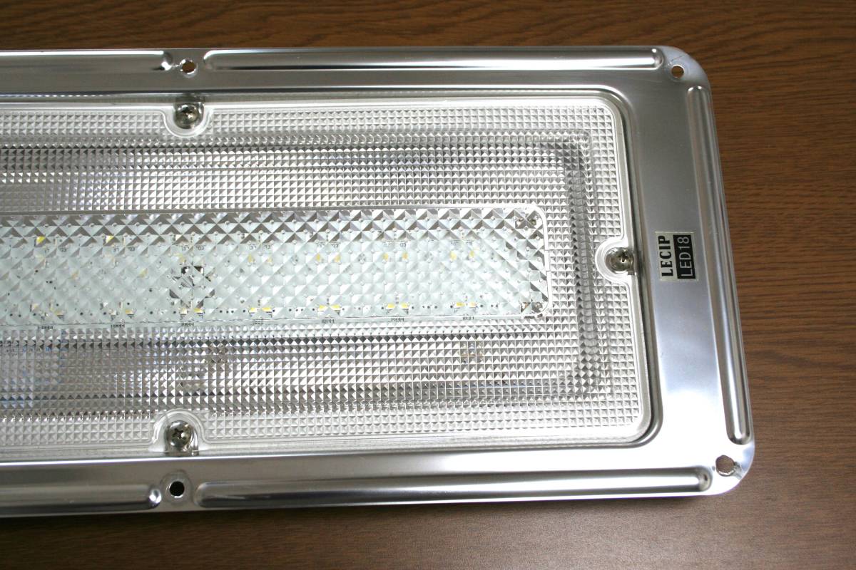 トラック荷室灯具12／24V LECIP製（LED）3の画像4