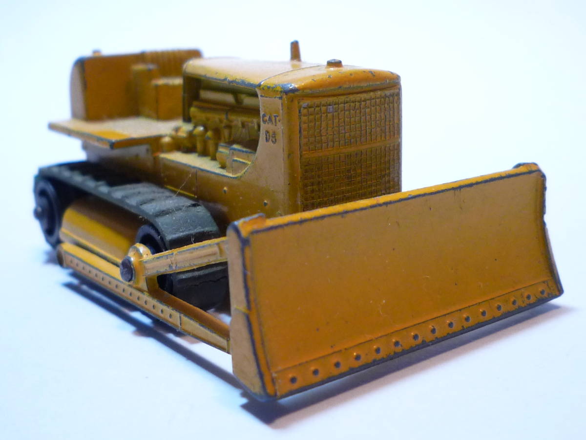 37754 MATCHBOX/マッチボックス No.18 LESNEY CATERPILLAR BULLDOZER