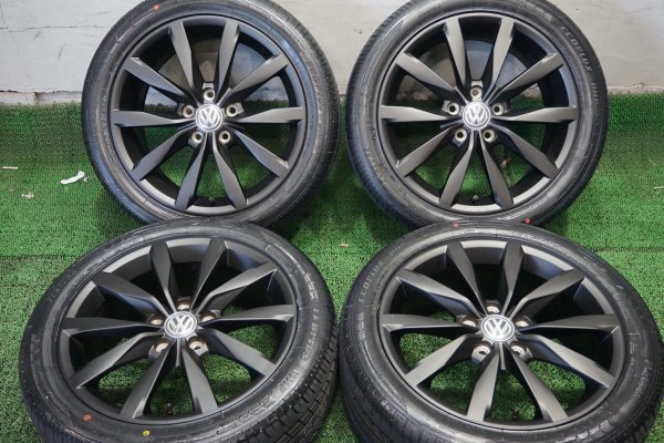 フォルクスワーゲン純正 カスタムホイール ゴルフ7 ゴルフ8 新品タイヤ