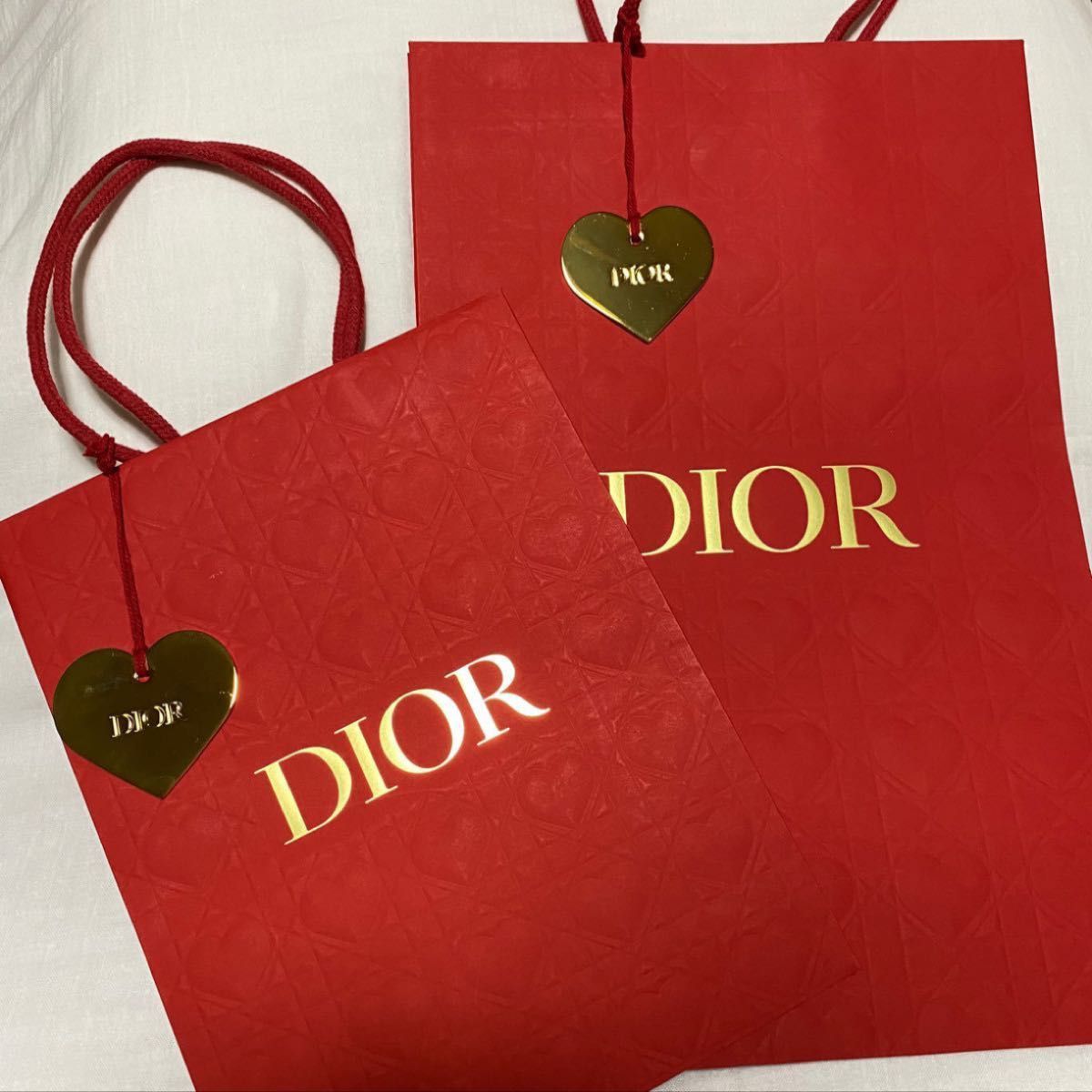 Christian Dior ディオール バレンタインショッパー ハートチャーム付き 2サイズ2枚セット♪