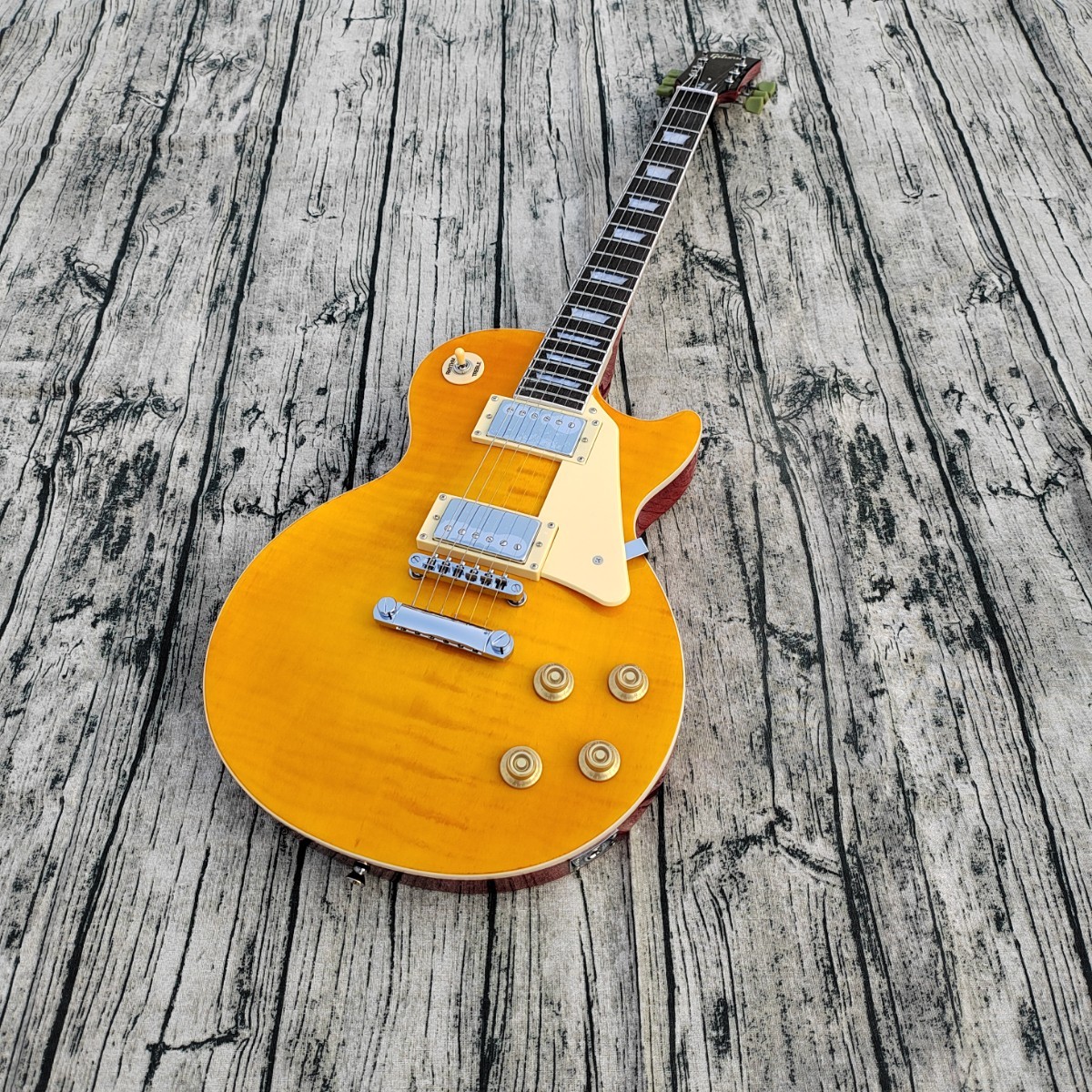 Yahoo!オークション - ノーブランド◎Gibson 風◎エレキギター レス