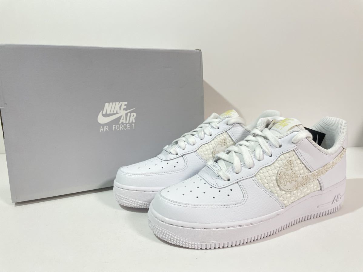 【送料無料】【新品】24.5㎝　Nike WMNS Air Force 1 Low SE ナイキ ウィメンズ エアフォース1 ロー SE ホワイト/セイル　花柄