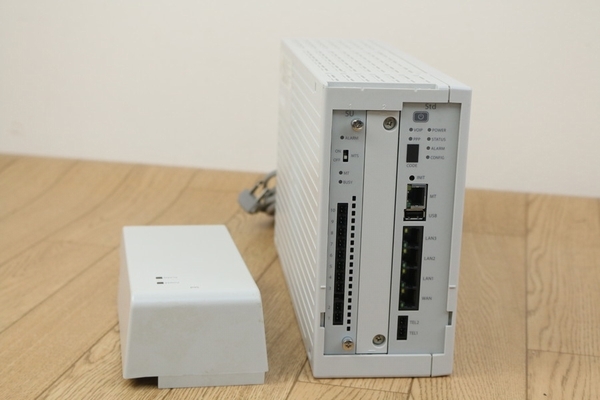 新作ウエア 【NTT】αA1(A1-MES-1)主装置 2016年製 ビジネスフォン