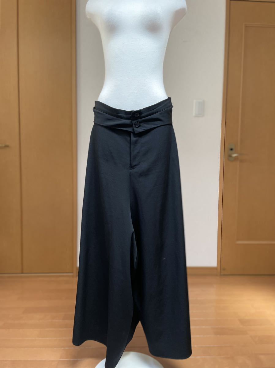 【今日の超目玉】 ヨウジヤマモト プリュスノアール YOHJI YAMAMOTO+NOIR ブラックウールタックパンツ3美品 日本製 その他 【今日の超目玉】 ヨウジヤマモト プリュスノアール YOHJI YAMAMOTO+NOIR ブラックウールタックパンツ3美品 日本製 その他