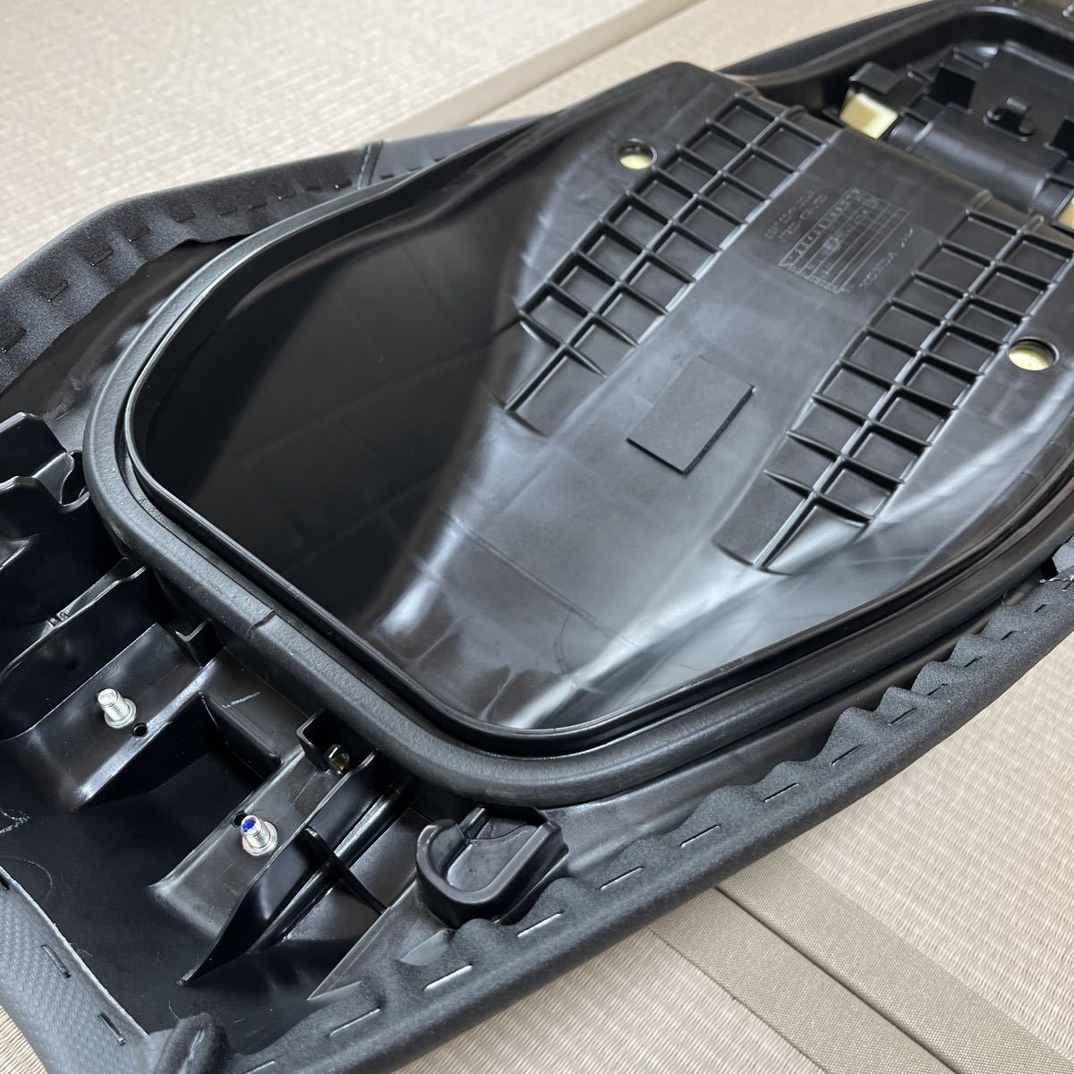 送料無料 即決 ホンダ PCX JK05型純正シート 新車外し PCX160 送料無料 即決 ホンダ PCX JK05型純正シート 新車外し PCX160