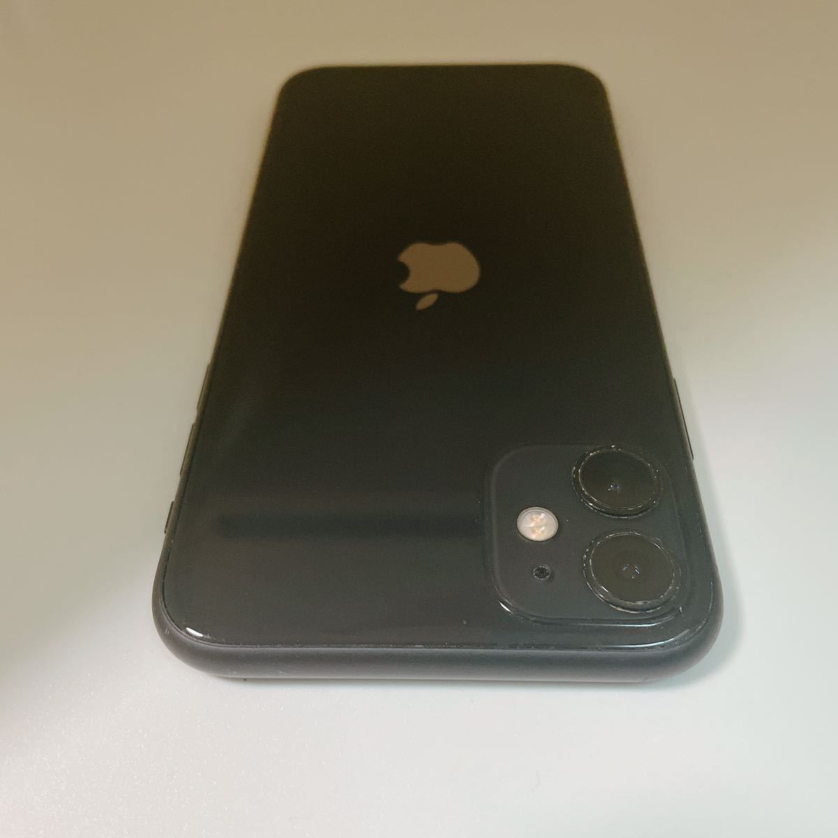 iPhone 11 128GB SIMロック無し　ブラック_画像4