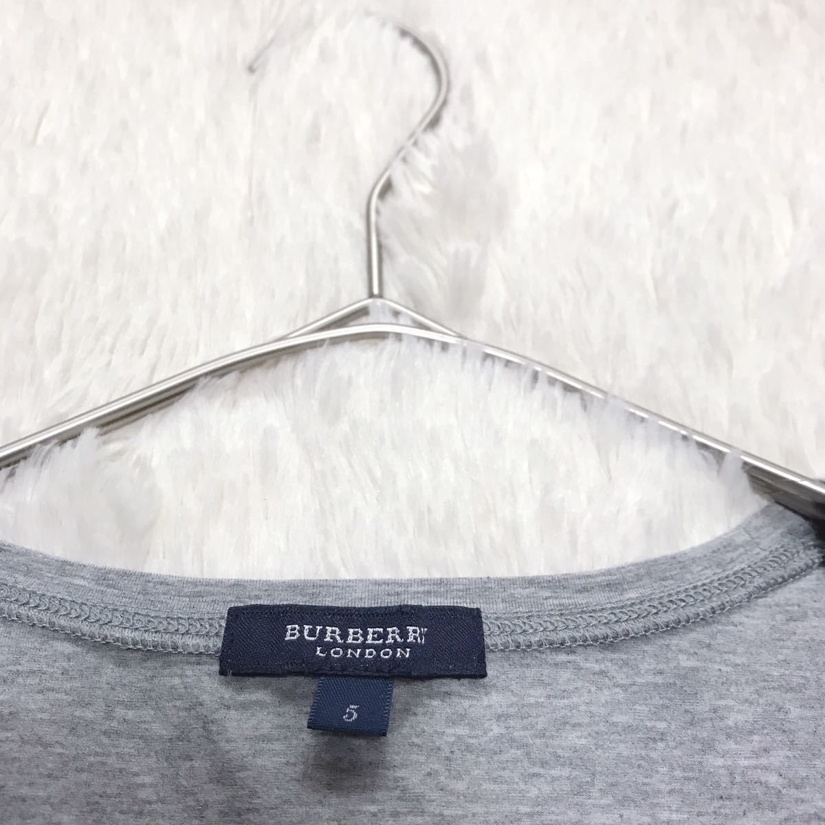 美品 大きいサイズ BURBERRY センターロゴ グレー カットソー 半袖 バーバリー Tシャツ ブランドロゴ