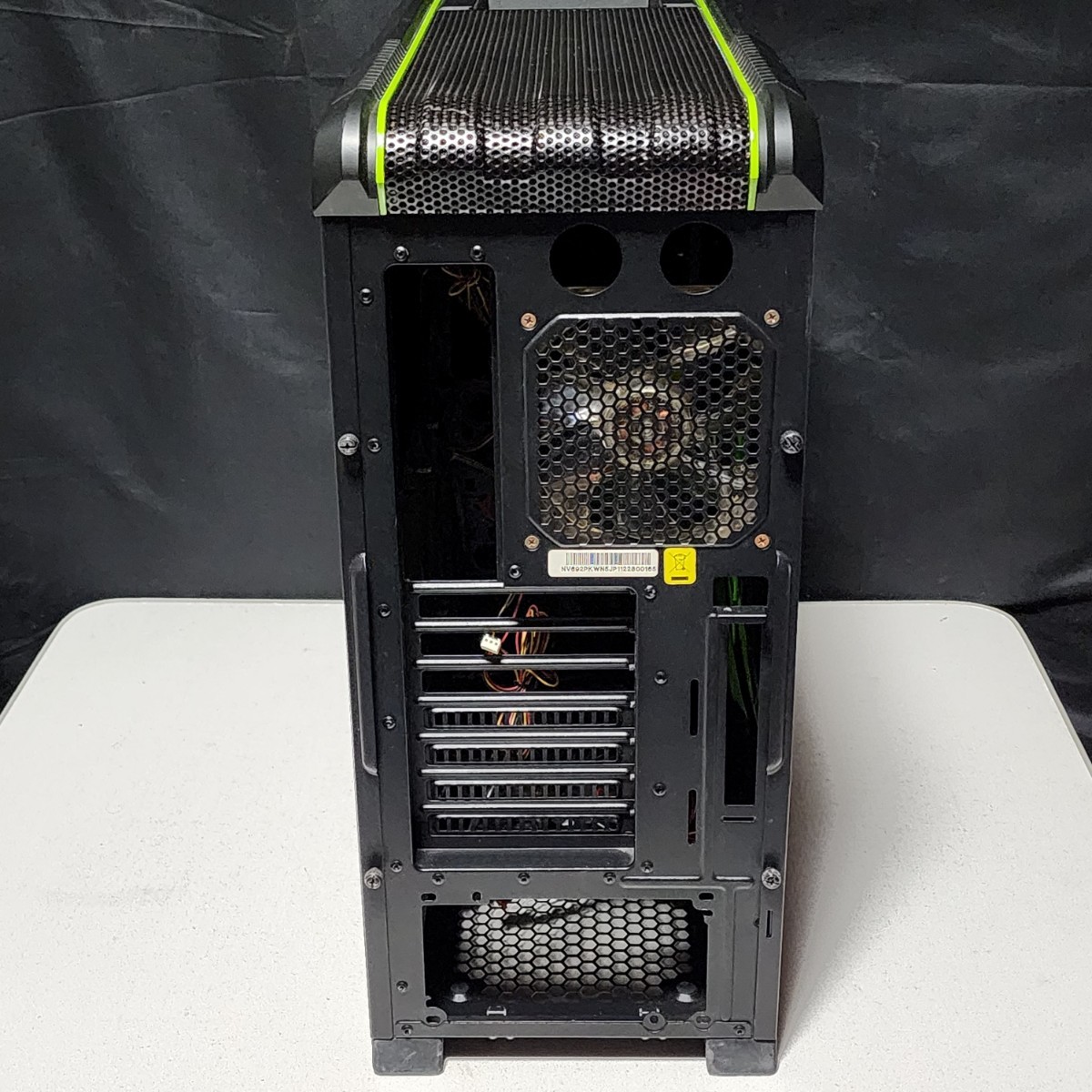 【送料無料】CoolerMaster CM690 II PLUS NVIDIA EDITION Rev2 ミドルタワー型PCケース(ATX)