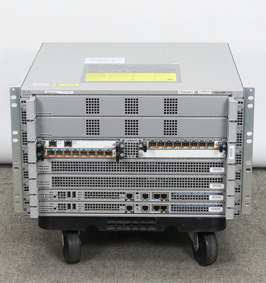[ доставка отдельно .] Cisco ASR1006 V02 (Cisco ASR 1000 Series) б/у Cisco маршрутизатор первый период . завершено *