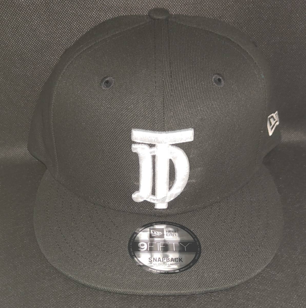 【M/L】 9FIFTY DOWNTOWN × New Era イニシャルロゴ ブラック グレーアンダーバイザー 新品未使用 ニューエラ キャップ 帽子 ダウンタウン