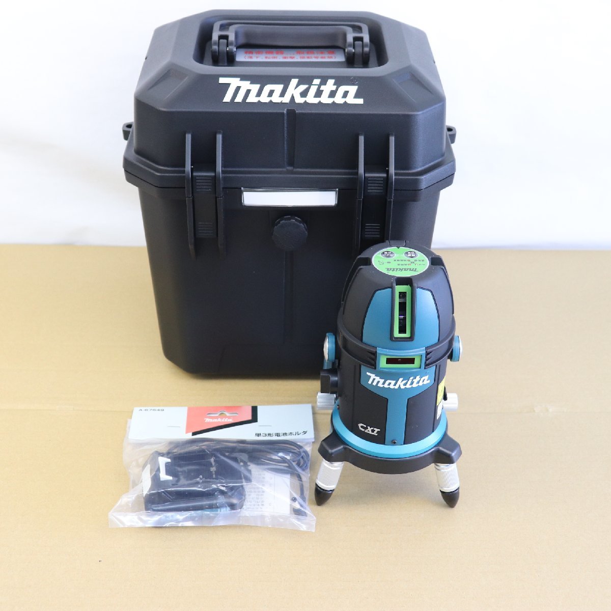 マキタ 充電式 レーザー墨出し器 SK312GDZN 単3形電池ホルダ付 未使用