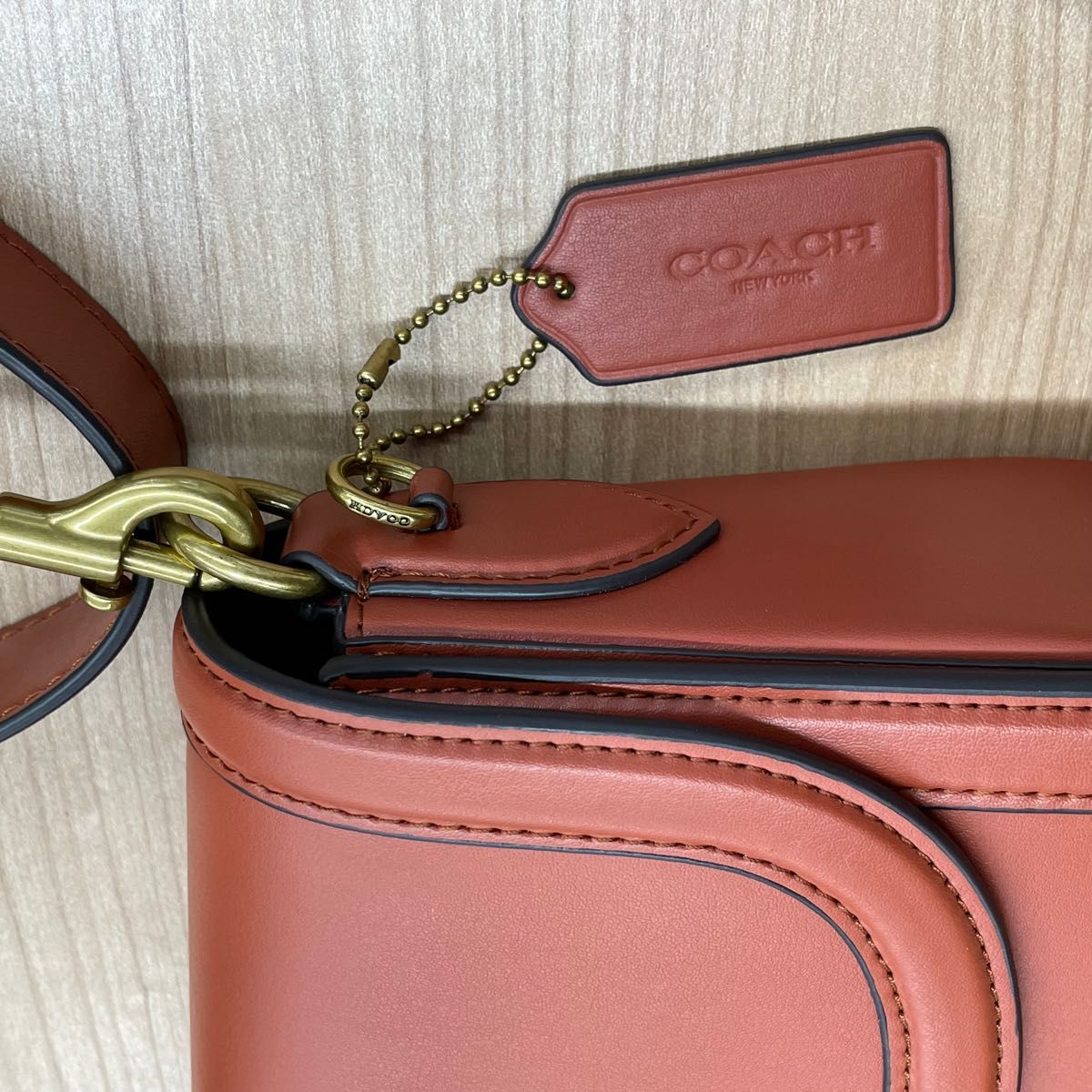 新品未使用品☆COACH コーチ バック ショルダー C0749 ビート サドル