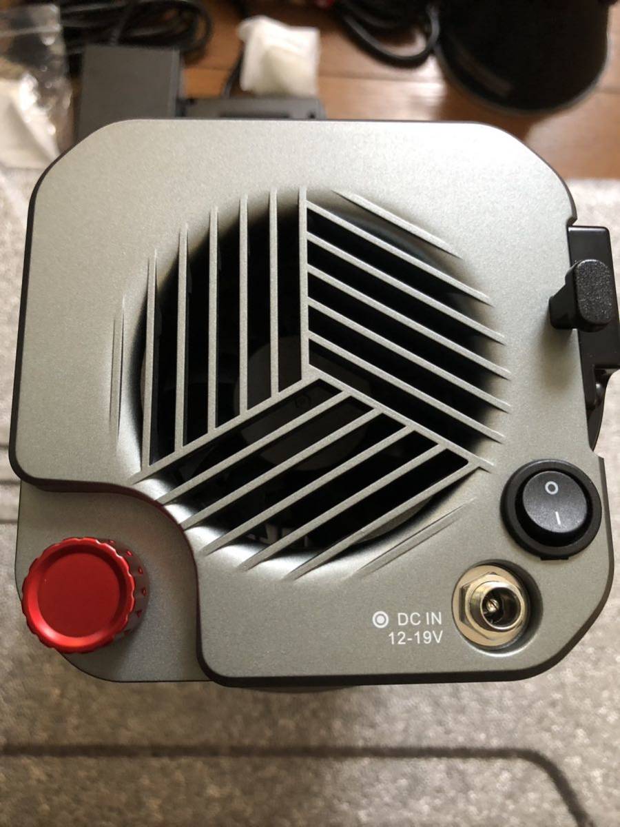 2023】 ヤフオク! - Aputure Amaran COB 60x 超軽量小型デイライト 6