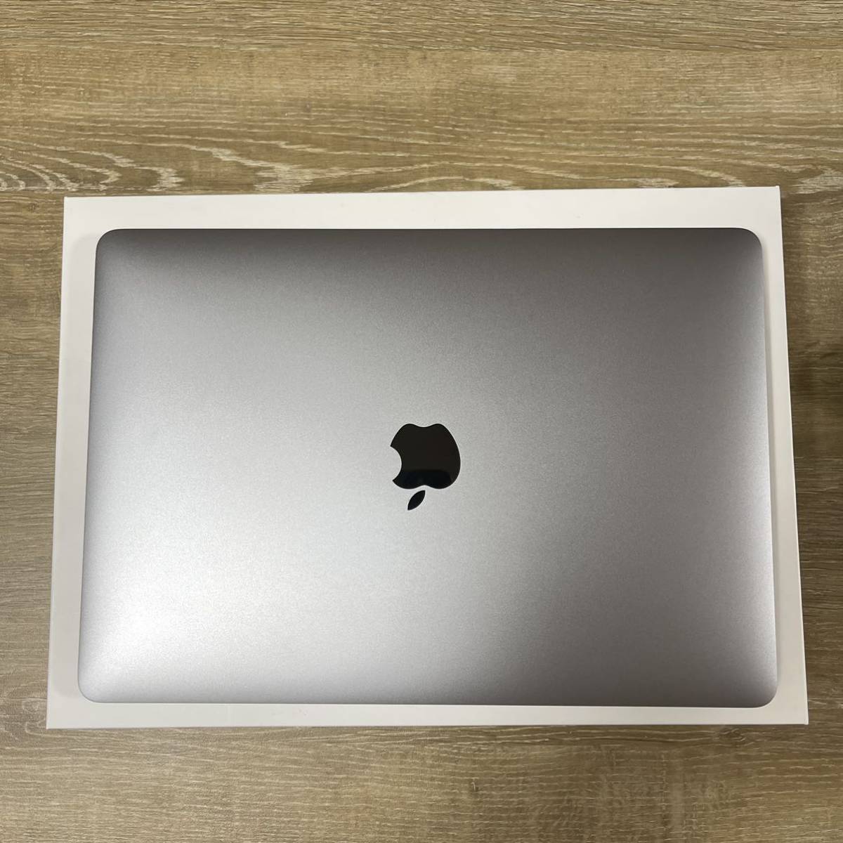 美品 MacBook Pro 13インチ 2.3GHz Core i7 32GB 1TB CTO 2020 付属品