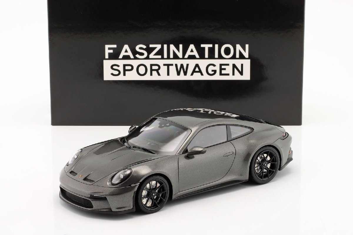 minichmaps 1/18 Porsche 911 (992) GT3 touring 2022 agate grey metallic / black rims　ポルシェ　ミニチャンプス