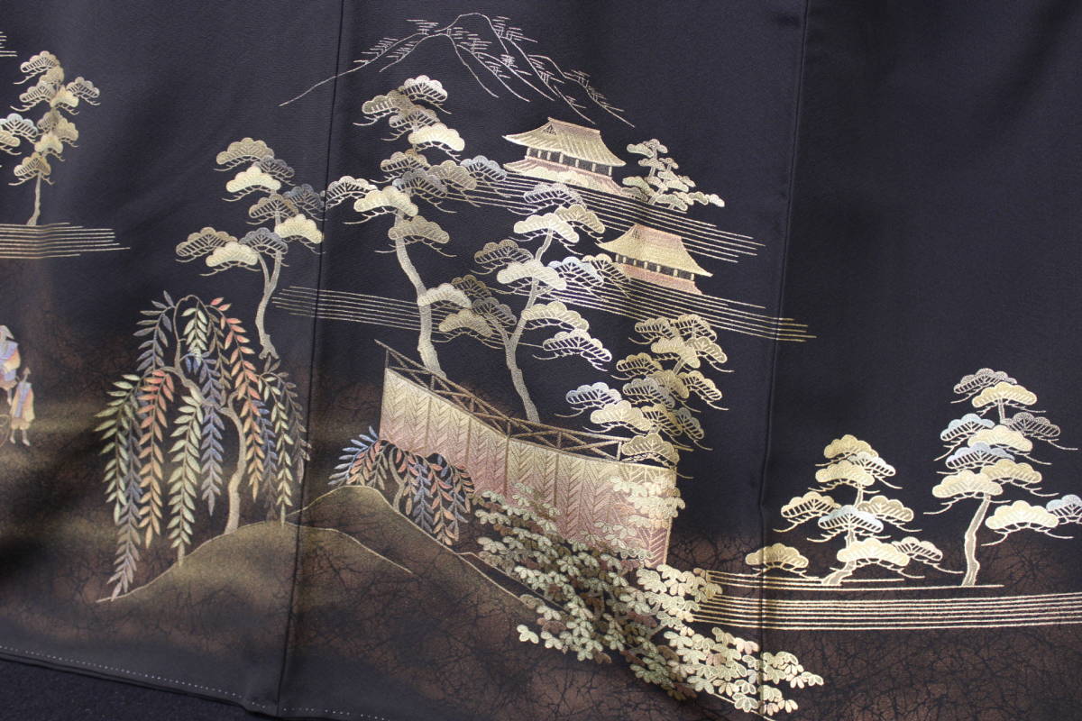 正規品】 きもの今昔５０４３ 黒留袖紋付 京都祇園祭のなぎなた鉾の柄