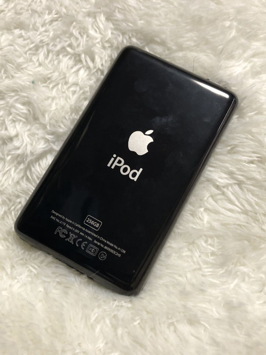 希少Apple iPod classic 第6.5世代 160GBから256GB オールブラックカラー　 黒カスタム　改造 MC297J MC293J_画像3