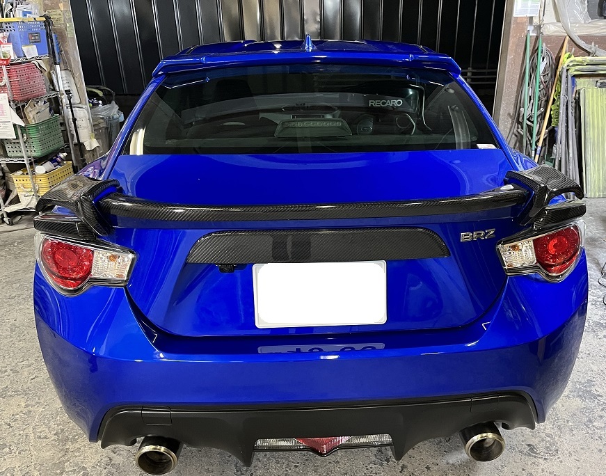 新作3　綾織 　リアル　カーボン　BRZ 86　ZN6 ZC6　ルーフ　スポイラー　リア　リヤ　日本製　エアロ 空力　トヨタ　スバル　_画像4