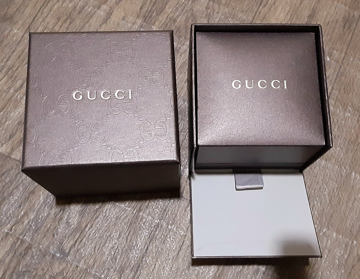 GUCCIの時計の空箱 - ごみ箱