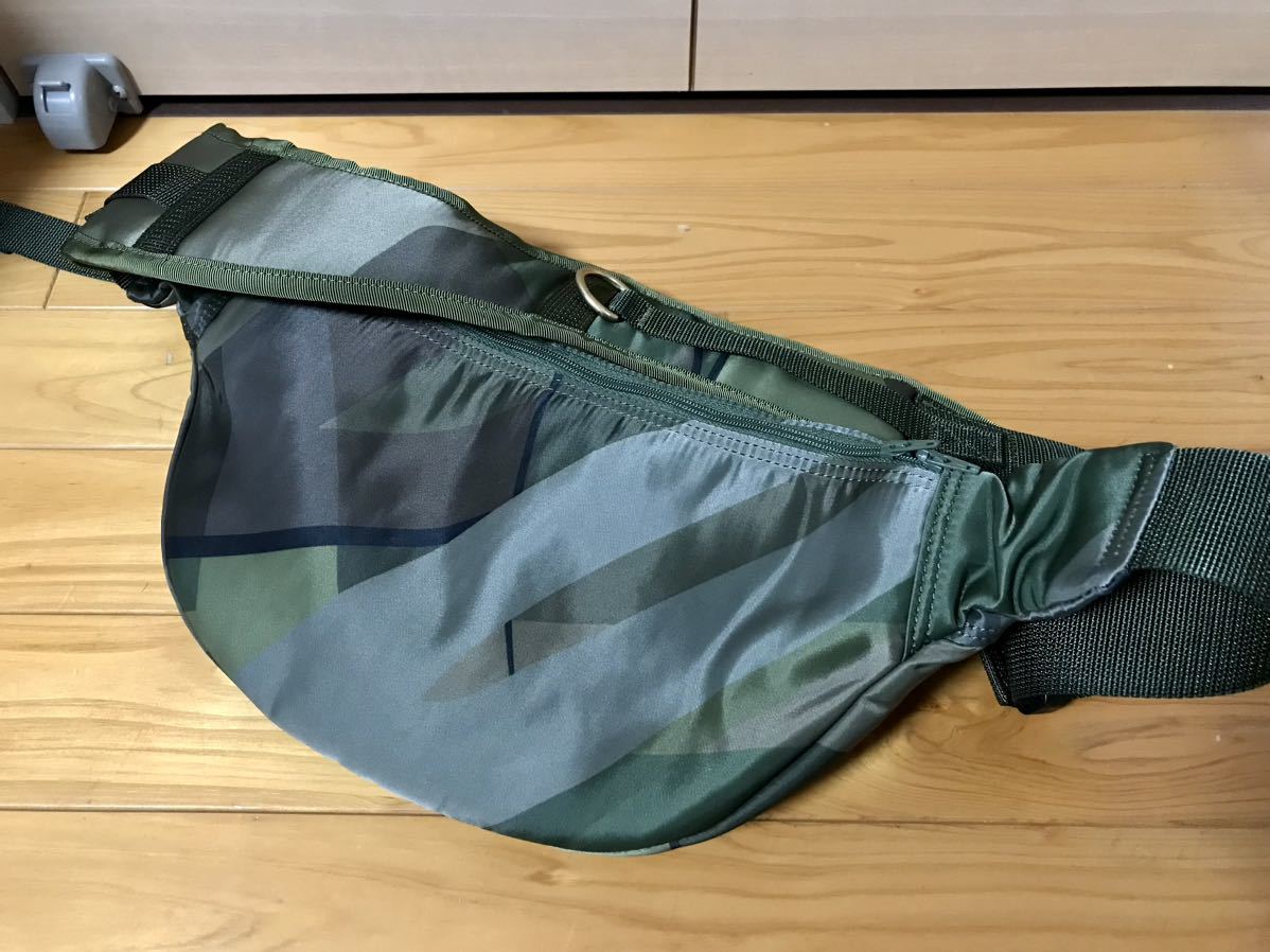 sacai KAWS PORTER Bum Bag Camo ショルダーバッグ ボディバッグ ポーターウエストバッグ ウエストポーチ_画像2