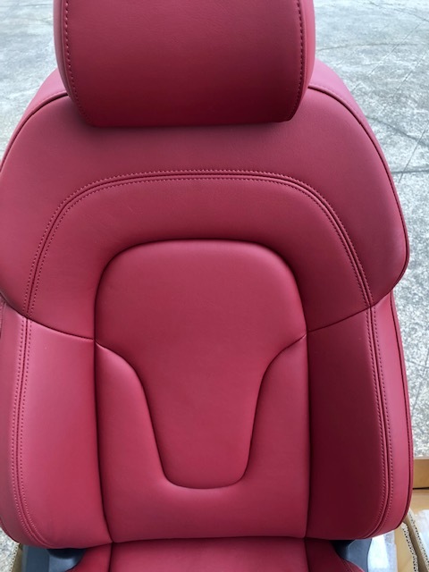 [ beautiful goods ] Audi R8 original seat 