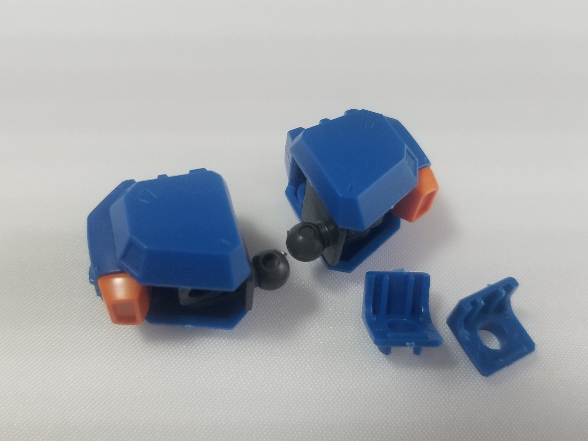 在庫処分特別価格 即決 HG origin 1/144 水中型ガンダム 肩パーツ