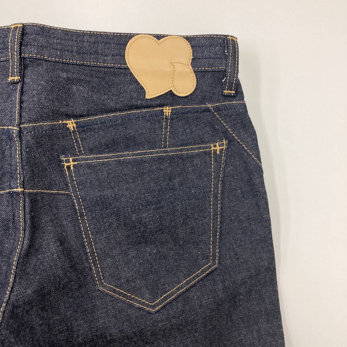 希少 4サイズ NumberNine ダーツ デニムパンツ 濃紺 Number Nine 希少 4サイズ NumberNine ダーツ デニムパンツ 濃紺 Number Nine