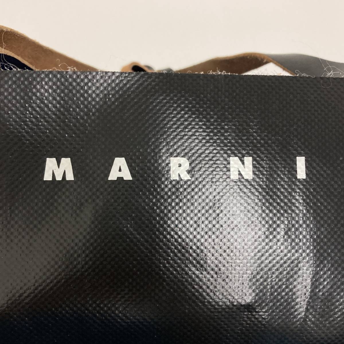 MARNI マルニ TRIBECA バイカラー ショッピングバッグ トートバッグ PVCレザー ブラック ブルー トライベッカ カバン 鞄 かばん 2090424_画像4