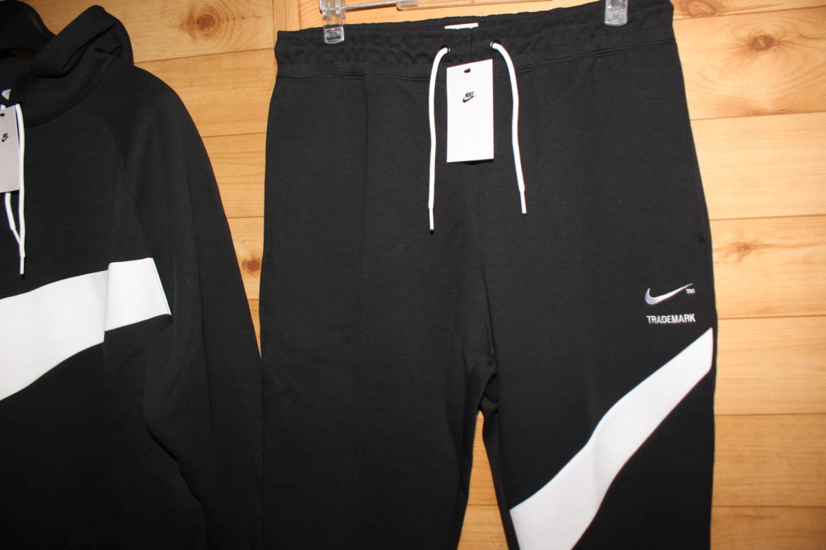 未使用ナイキNIKE メンズ2XL 黒白 ビッグスウォッシュ テック 未使用ナイキNIKE メンズ2XL 黒白 ビッグスウォッシュ テック